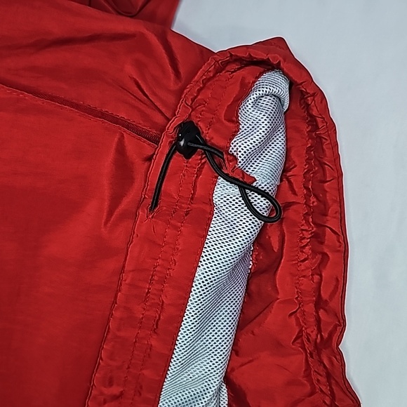 ADIDAS ▪︎ WISCONSIN BADGERS WINDBREAKER ▪︎ SIZE L - Picture 9 of 10
